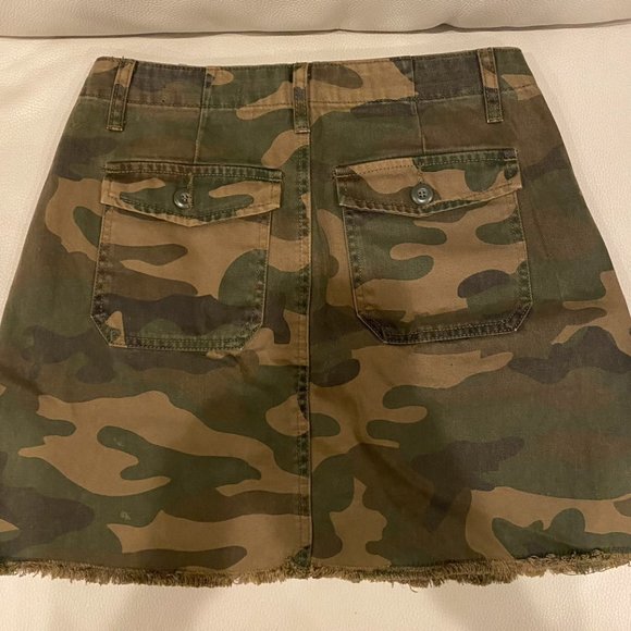 BLANK NYC Chain of Command Camo Mini Skirt Army - Picture 4 of 5